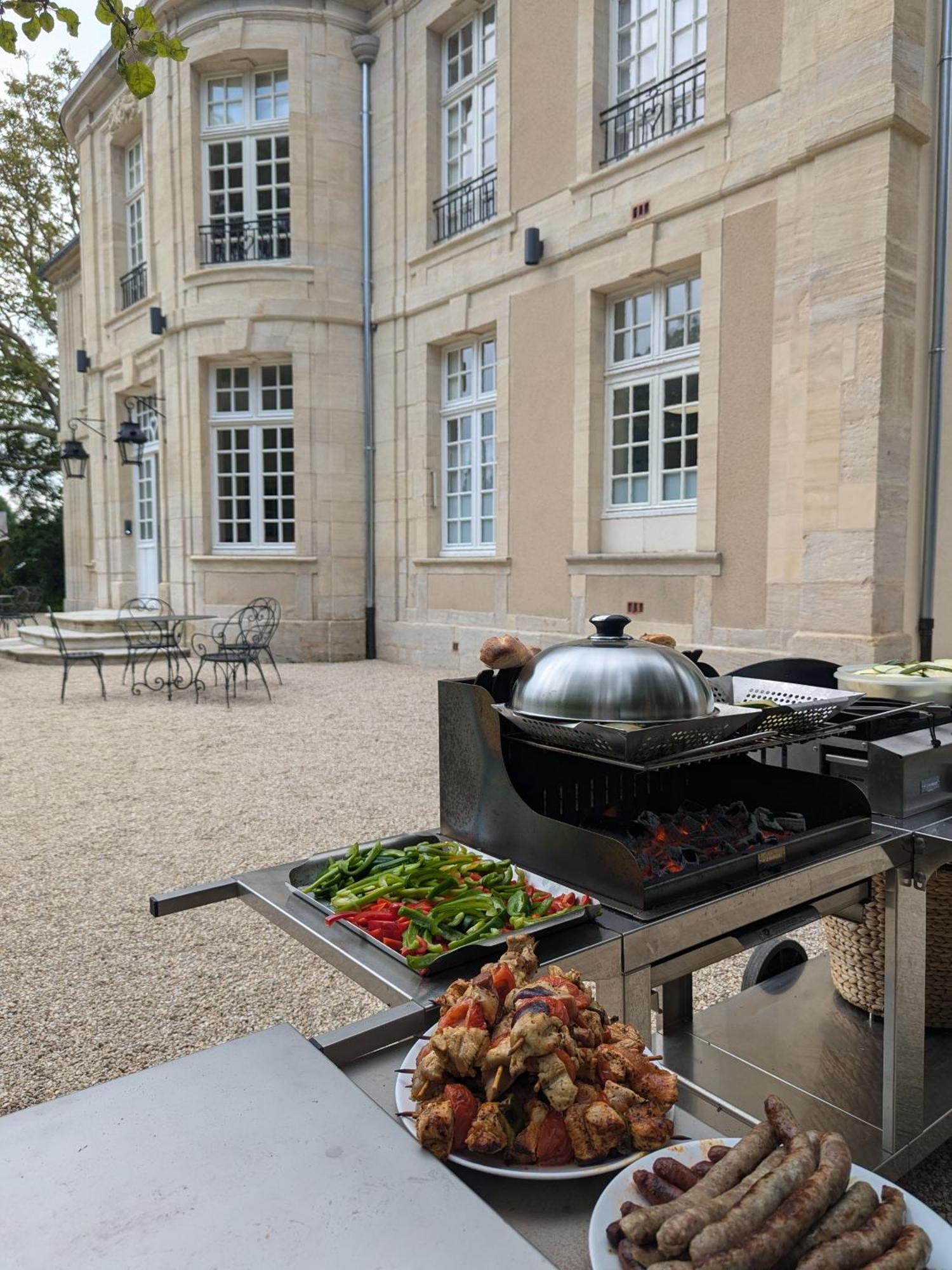 Hotel 4 Etoiles Chateau - Domaine De Coeurmandie Beny-sur-Mer Bagian luar foto